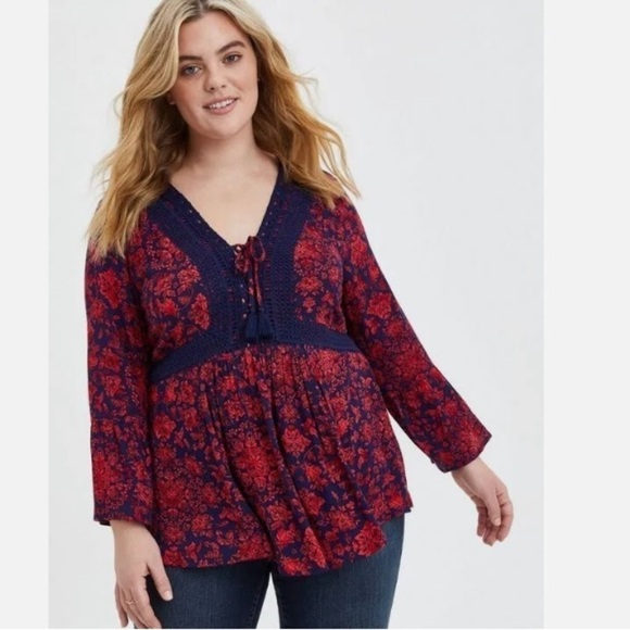 Torrid Red Blue Babydoll Gauze Crochet Trim Lace Up Floral Boho Top Size 4 - Picture 2 of 15